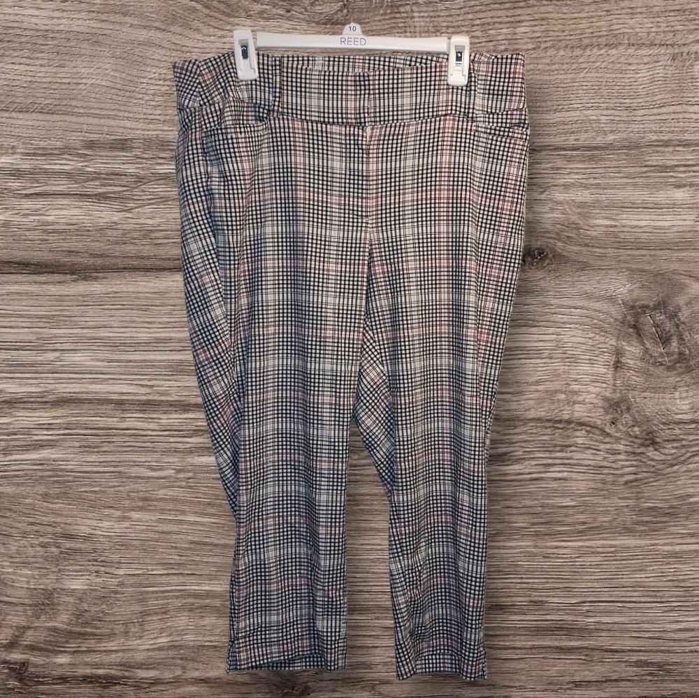 Lane Bryant Plaid Black White and Pink Capri Pants
